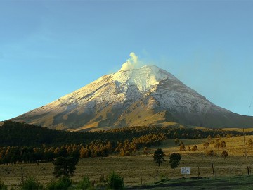  Iztaccihuatl Volcano Hiking Tour